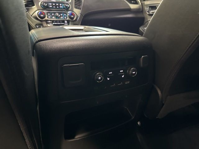 2018 Chevrolet Suburban 4WD 4dr 1500 Premier - 23024167 - 33