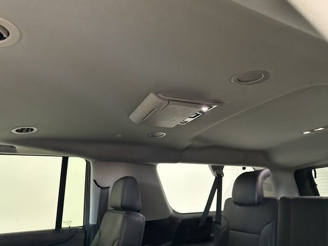 2018 Chevrolet Suburban 4WD 4dr 1500 Premier - 23024167 - 36
