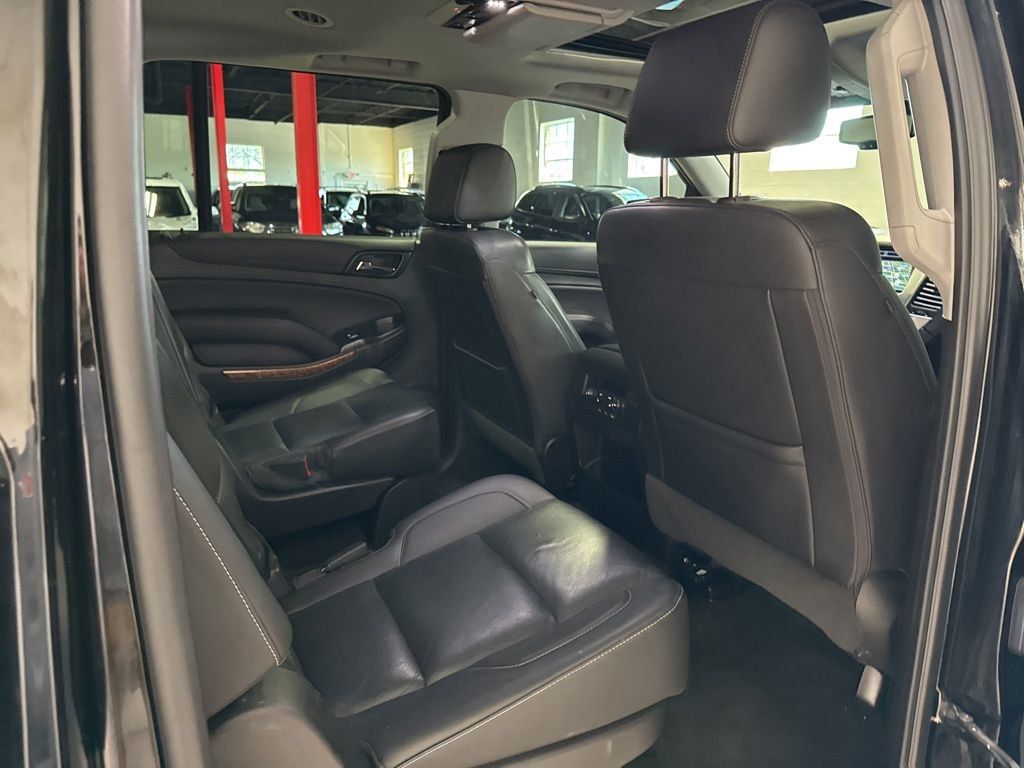 2018 Chevrolet Suburban 4WD 4dr 1500 Premier - 23024167 - 42