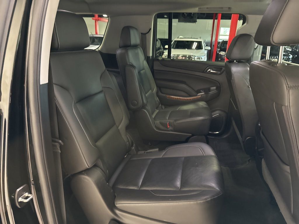 2018 Chevrolet Suburban 4WD 4dr 1500 Premier - 23024167 - 43