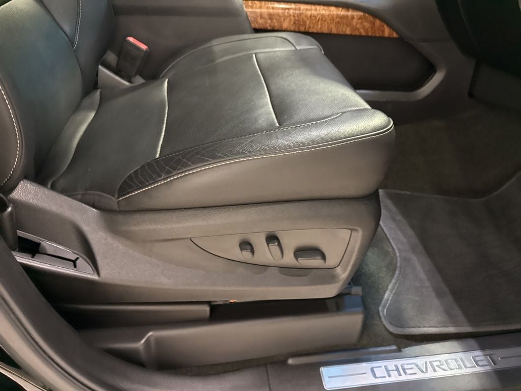 2018 Chevrolet Suburban 4WD 4dr 1500 Premier - 23024167 - 49