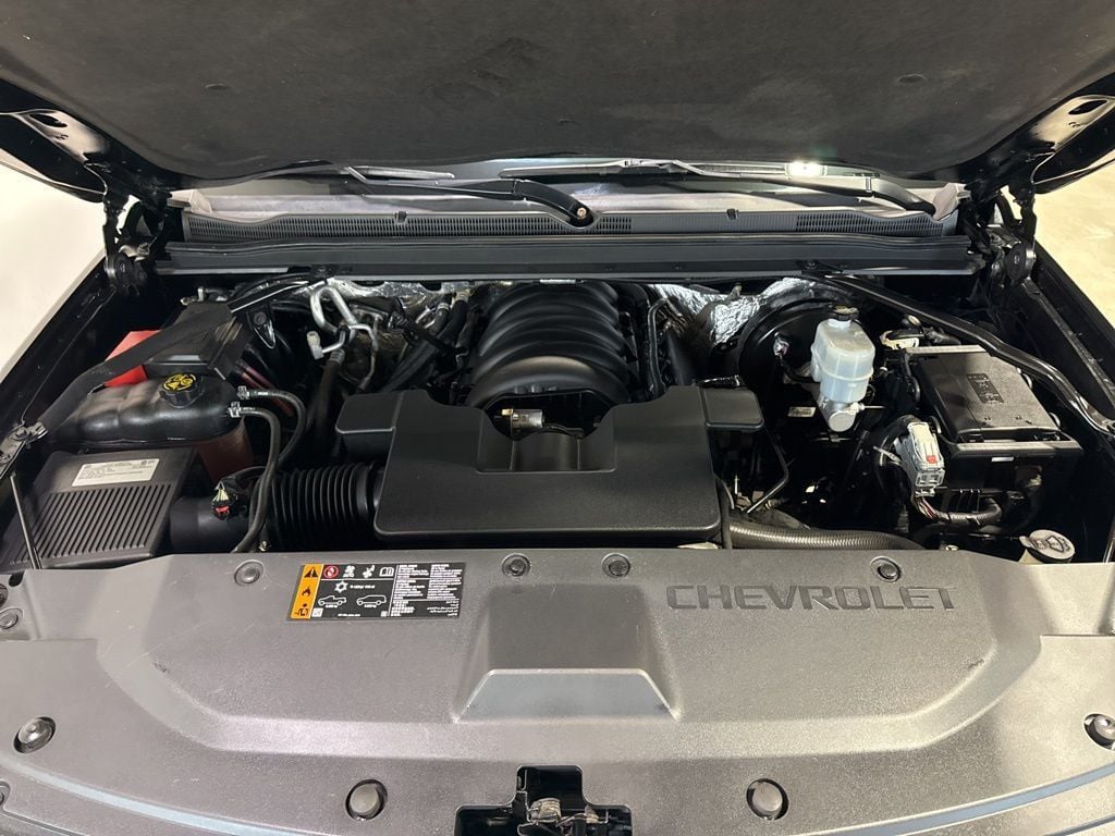 2018 Chevrolet Suburban 4WD 4dr 1500 Premier - 23024167 - 51