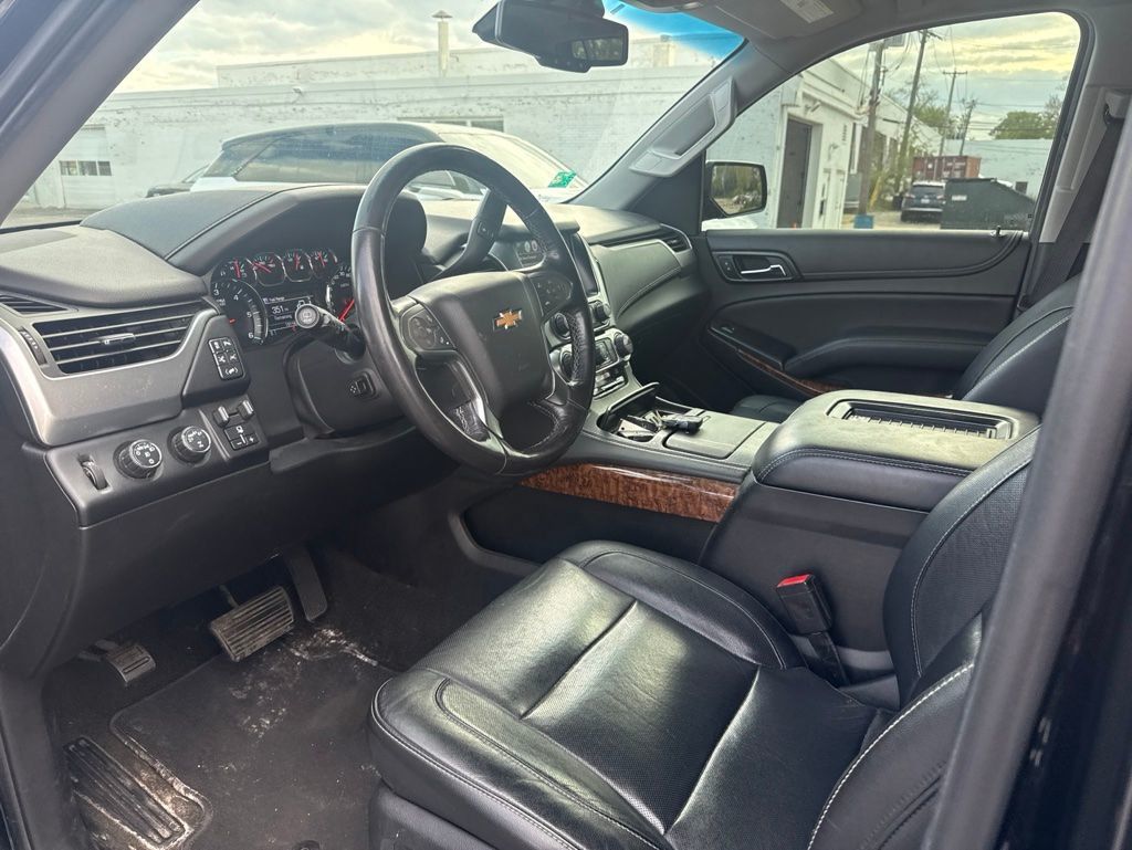 2018 Chevrolet Suburban 4WD 4dr 1500 Premier - 23024167 - 6