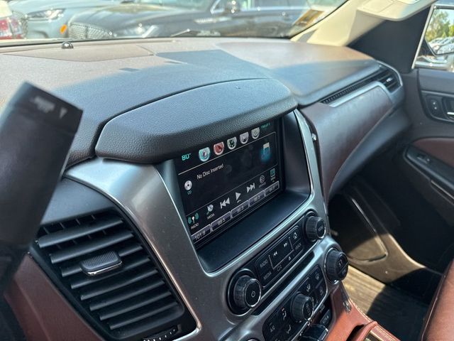 2018 Chevrolet Suburban 4WD 4dr 1500 Premier - 23033879 - 17