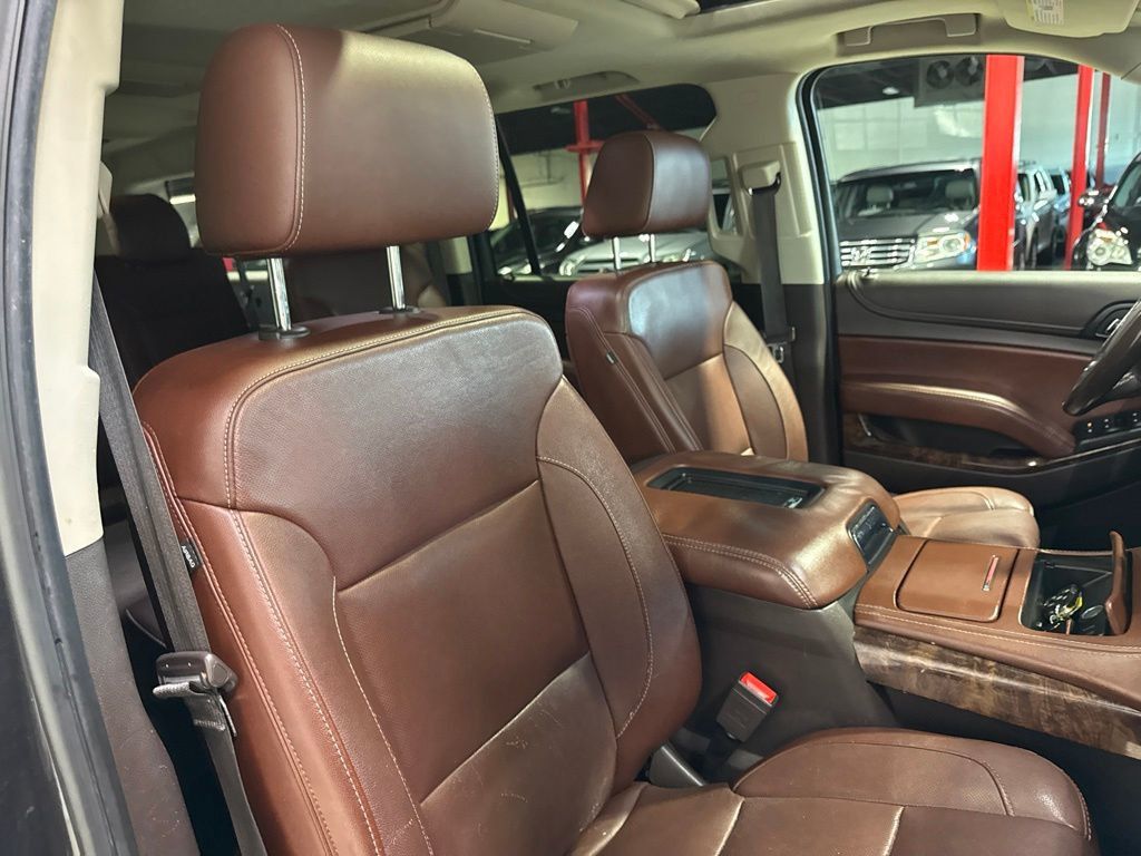 2018 Chevrolet Suburban 4WD 4dr 1500 Premier - 23033879 - 54