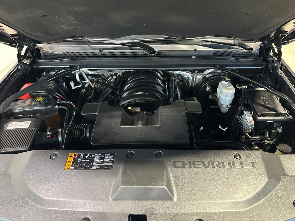 2018 Chevrolet Suburban 4WD 4dr 1500 Premier - 23033879 - 56