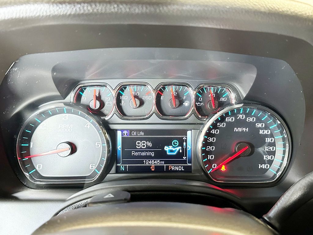 2018 Chevrolet Suburban 4WD 4dr 1500 Premier - 23081216 - 26