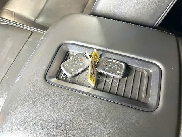 2018 Chevrolet Suburban 4WD 4dr 1500 Premier - 23081216 - 33