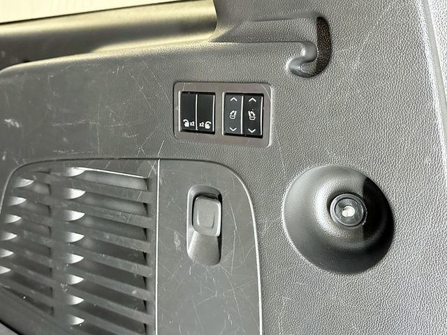 2018 Chevrolet Suburban 4WD 4dr 1500 Premier - 23081216 - 48