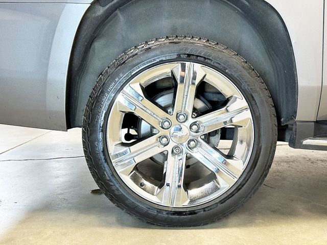 2018 Chevrolet Suburban 4WD 4dr 1500 Premier - 23081216 - 50
