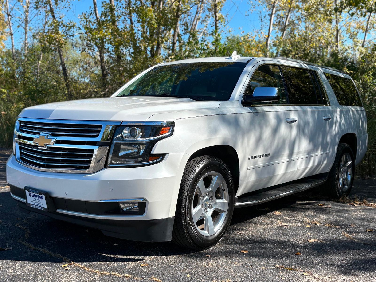 2018 Chevrolet Suburban 1500 Premier photo 4