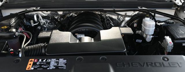 2018 Chevrolet Suburban 4WD Premier RST Edition Entertainment System - 23062911 - 27