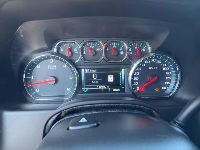 2018 Chevrolet Suburban CLEAN CARFAX REPORT, BLUETOOTH, SUNROOF, TOUCHSCREEN, TINTED!!! - 22981715 - 10