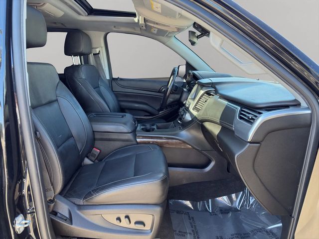 2018 Chevrolet Suburban CLEAN CARFAX REPORT, BLUETOOTH, SUNROOF, TOUCHSCREEN, TINTED!!! - 22981715 - 19