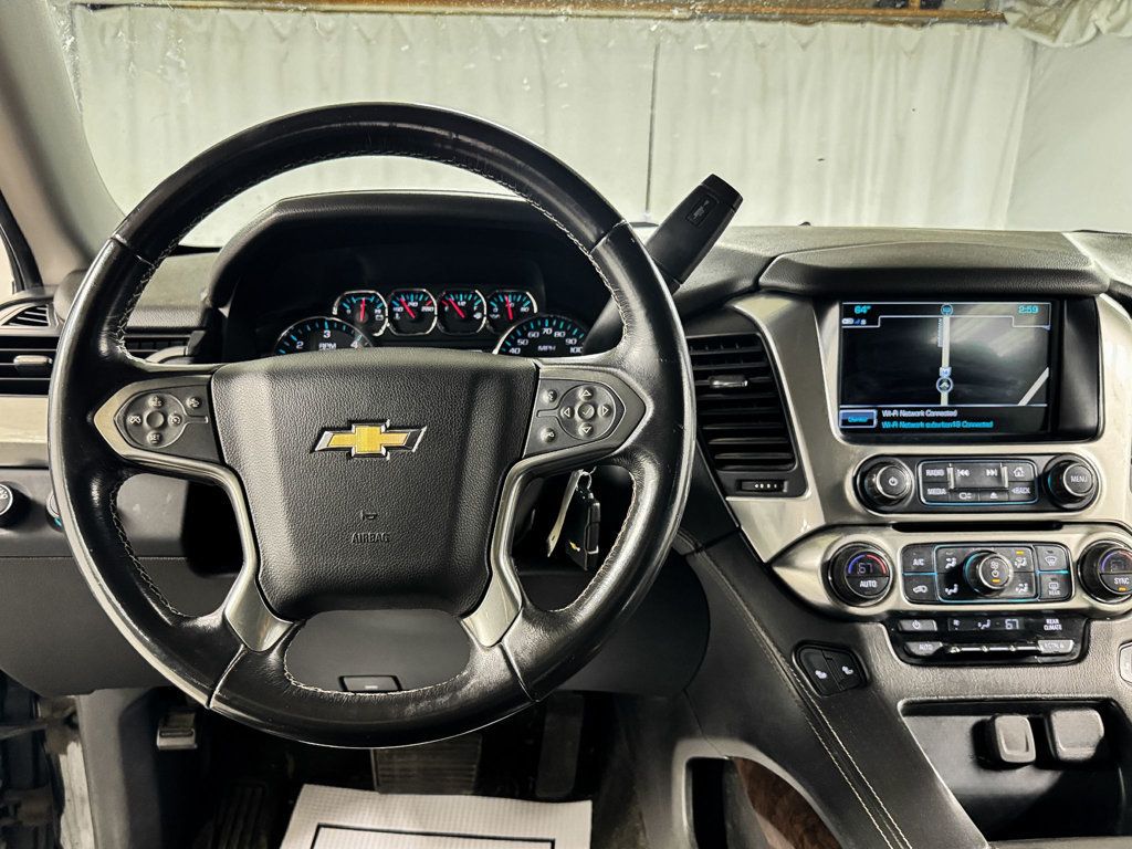 2018 Chevrolet Suburban LT 4WD - 22969920 - 13