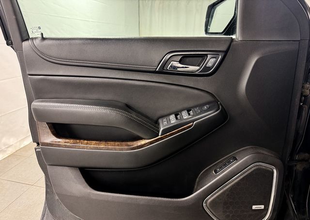 2018 Chevrolet Suburban LT 4WD - 22969920 - 14