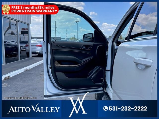 2018 Chevrolet Suburban LT Sport Utility 4D - 22939037 - 11