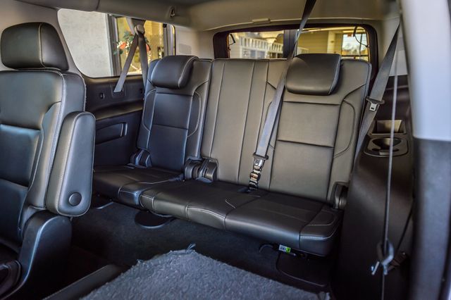 2018 Chevrolet Suburban SUBURBAN LT Z71 QUAD CAPTAINS REAR ENTERTAINMENT LOADED MUST SEE - 22947883 - 19