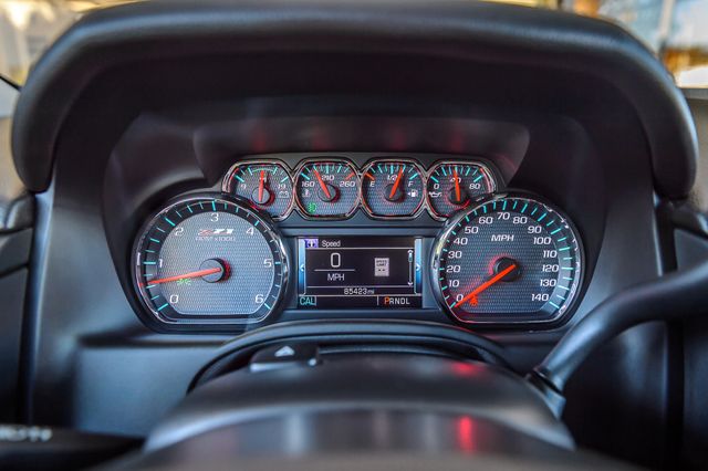 2018 Chevrolet Suburban SUBURBAN LT Z71 QUAD CAPTAINS REAR ENTERTAINMENT LOADED MUST SEE - 22947883 - 28