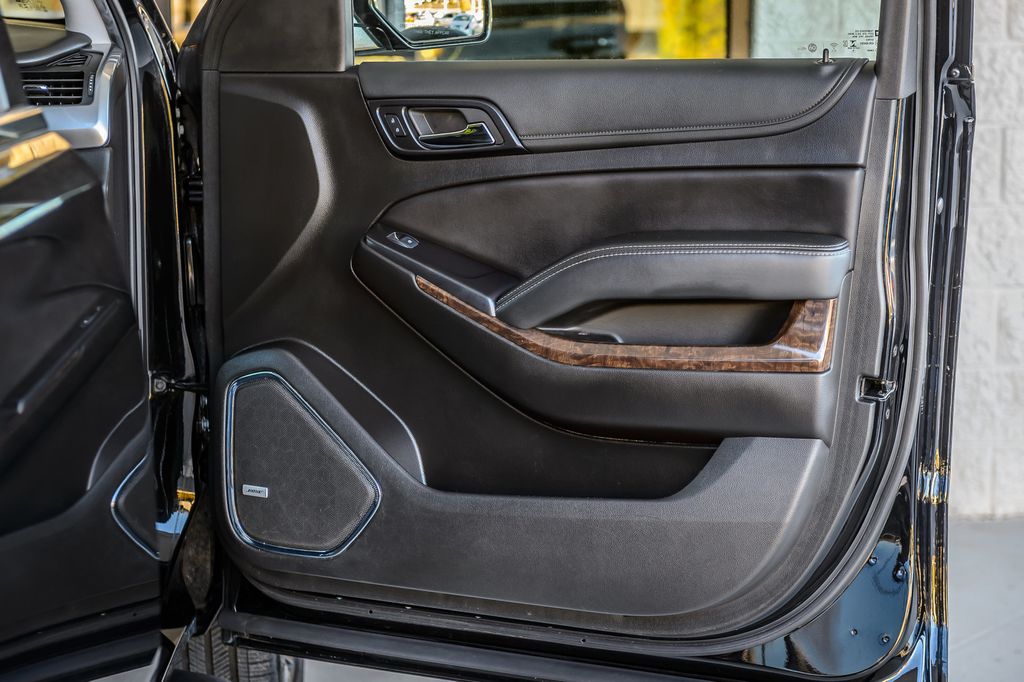 2018 Chevrolet Suburban SUBURBAN LT Z71 QUAD CAPTAINS REAR ENTERTAINMENT LOADED MUST SEE - 22947883 - 55