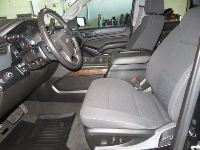2018 Chevrolet Tahoe 2OWNER AZ TRUCK THIRD ROW SEATING EXTRA CLEAN  - 22955808 - 17