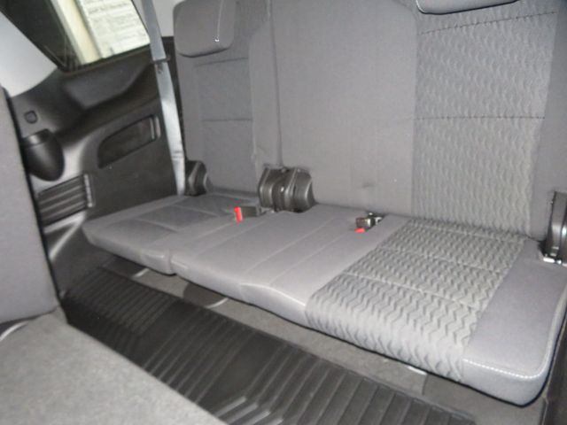 2018 Chevrolet Tahoe 2OWNER AZ TRUCK THIRD ROW SEATING EXTRA CLEAN  - 22955808 - 27