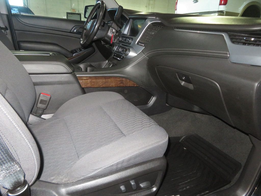 2018 Chevrolet Tahoe 2OWNER AZ TRUCK THIRD ROW SEATING EXTRA CLEAN  - 22955808 - 36