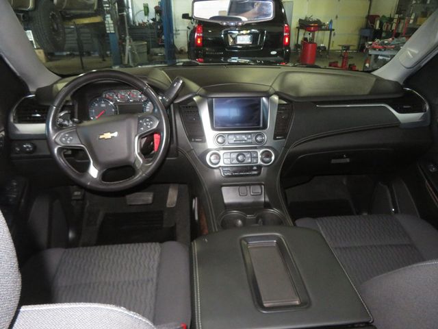 2018 Chevrolet Tahoe 2OWNER AZ TRUCK THIRD ROW SEATING EXTRA CLEAN  - 22955808 - 42