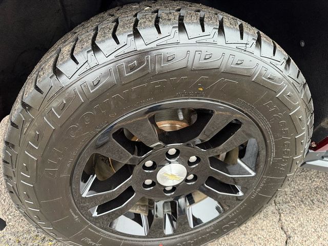 2018 Chevrolet Tahoe 4WD 4dr LT - 22995421 - 10