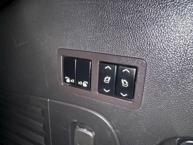 2018 Chevrolet Tahoe 4WD 4dr LT - 22995421 - 27