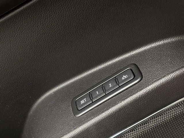 2018 Chevrolet Tahoe 4WD 4dr LT - 23017463 - 28