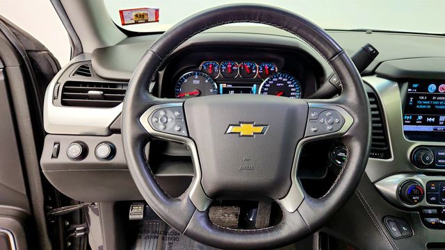 2018 Chevrolet Tahoe 4WD 4dr LT RST Edition w/ Luxury Pkg, Power Sunroof & Navigation - 22966717 - 13