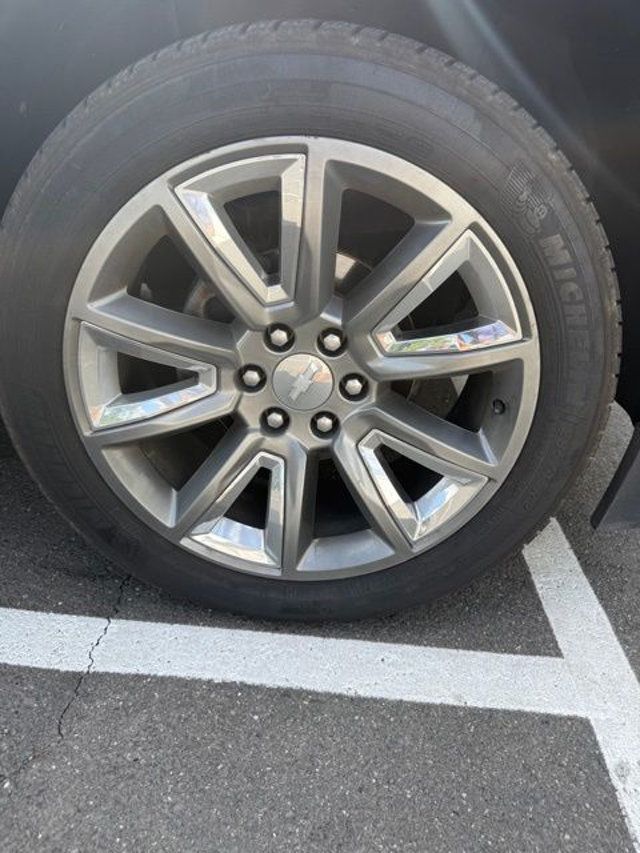 2018 Chevrolet Tahoe 4WD 4dr Premier - 23063086 - 13