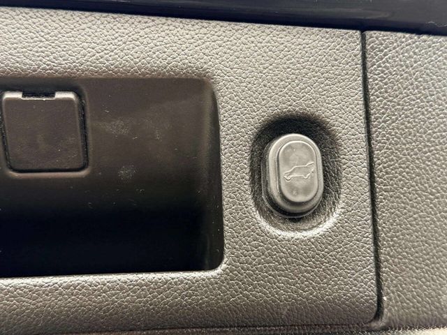 2018 Chevrolet Tahoe 4WD 4dr Premier - 23023830 - 10