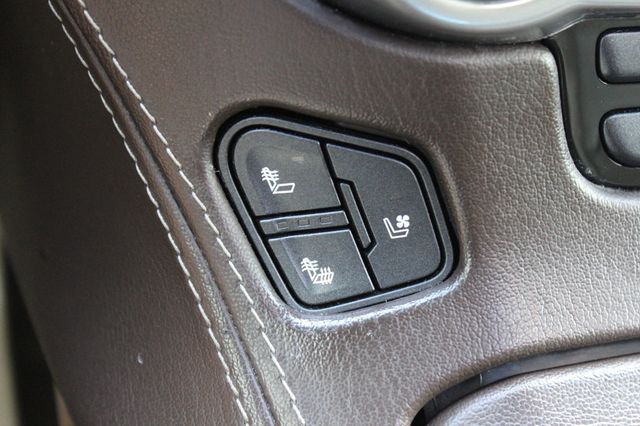 2018 Chevrolet Tahoe 4WD 4dr Premier - 23047397 - 17