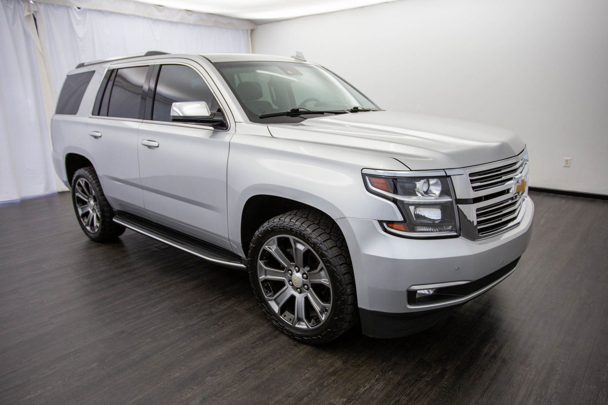 2018 Chevrolet Tahoe Premier photo 3