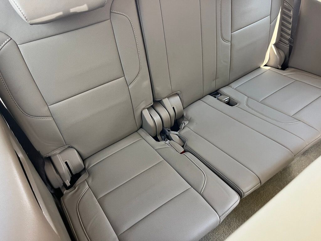 2018 Chevrolet Tahoe 5.3L Tahoe Premier Quad seats with 3rd row - 23047912 - 29