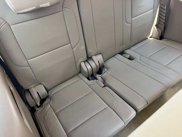 2018 Chevrolet Tahoe 5.3L Tahoe Premier Quad seats with 3rd row - 23047912 - 29