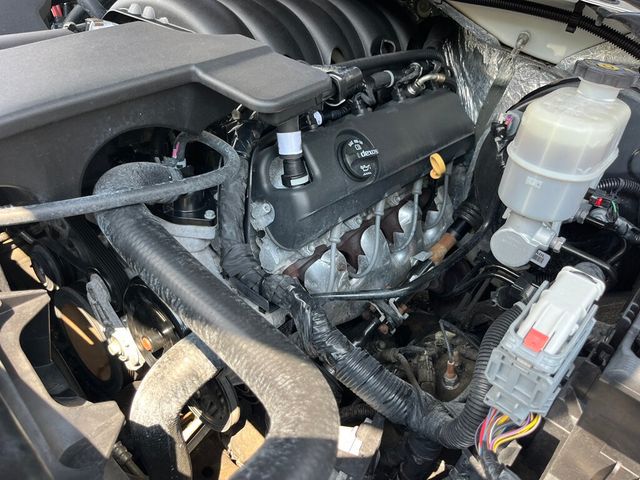2018 Chevrolet Tahoe 5.3L Tahoe Premier Quad seats with 3rd row - 23047912 - 42