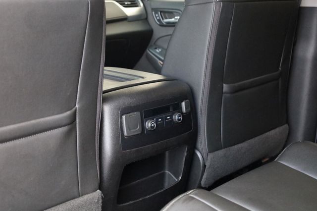 2018 Chevrolet Tahoe LT - 23063266 - 19