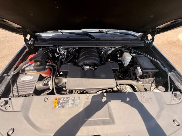 2018 Chevrolet Tahoe LT 4WD - 23048768 - 18