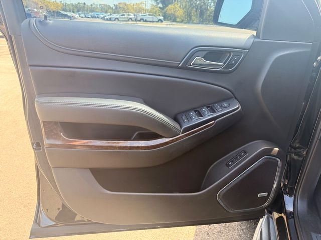 2018 Chevrolet Tahoe LT 4WD - 23048768 - 4