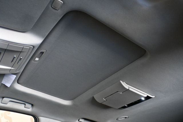 2018 Chevrolet Tahoe Premier  - 23100533 - 19