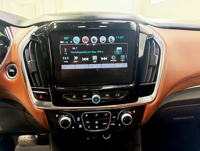 2018 Chevrolet Traverse AWD 4dr High Country w/2LZ - 22931760 - 16