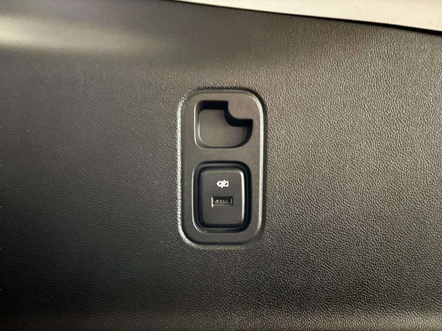 2018 Chevrolet Traverse AWD 4dr LT Cloth w/1LT - 22956372 - 19