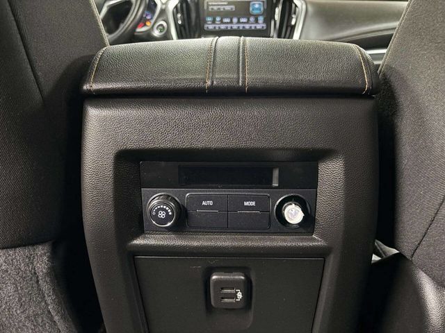 2018 Chevrolet Traverse AWD 4dr LT Cloth w/1LT - 22956372 - 46