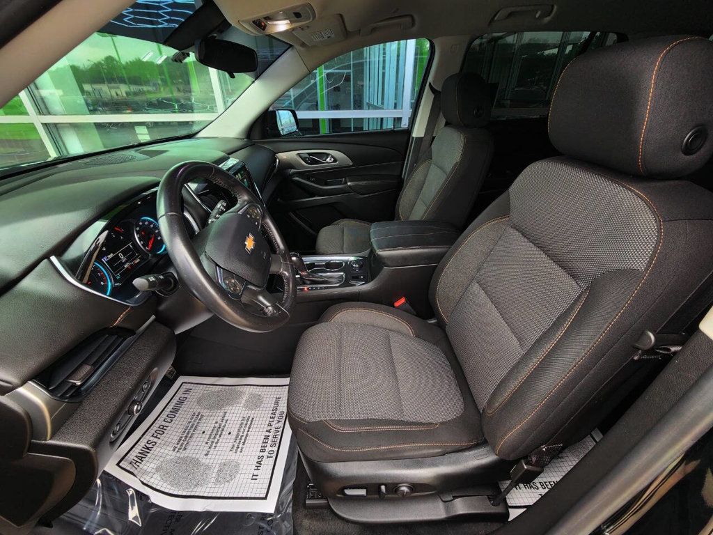 2018 Chevrolet Traverse Cloth 1LT photo 12