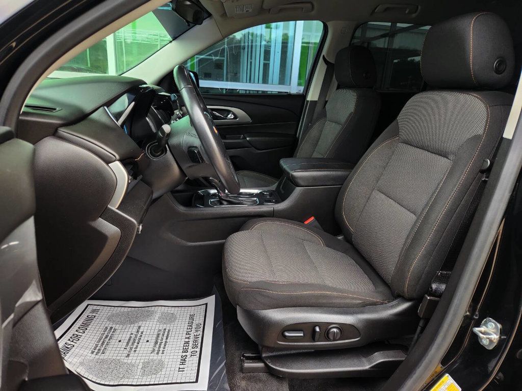 2018 Chevrolet Traverse Cloth 1LT photo 14