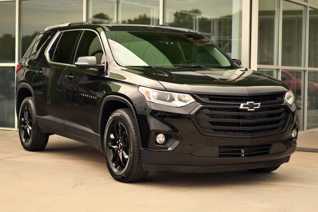 2018 Chevrolet Traverse Cloth 1LT photo 2