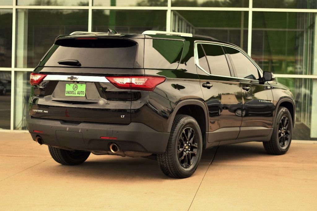 2018 Chevrolet Traverse Cloth 1LT photo 9